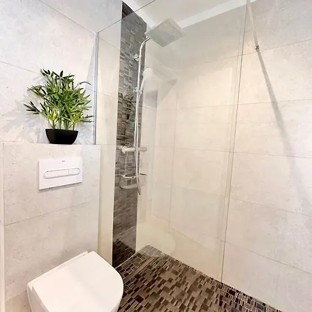 Sunshine With Sea Viev Apartamento *