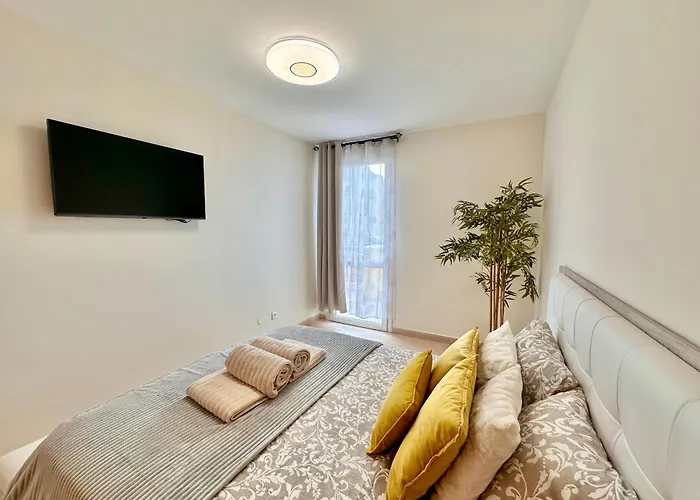 Apartamento Sunshine With Sea Viev