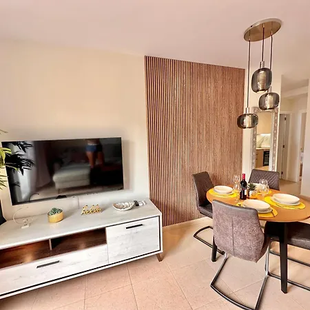 Appartement Sunshine With Sea Viev *