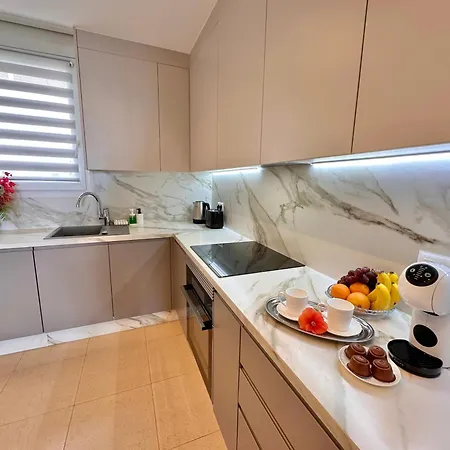 Sunshine With Sea Viev * אדחה