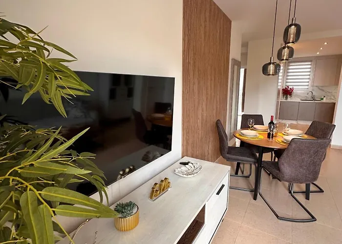 Apartment Sunshine With Sea Viev *